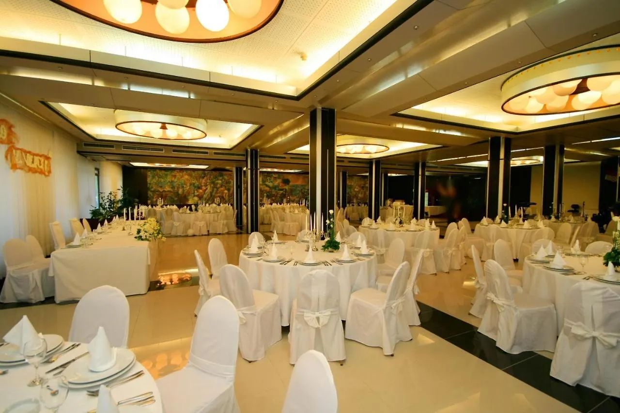 ***  Hotel Medena Budget Trogir Croatia
